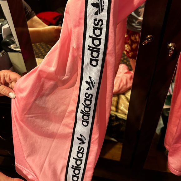 Adidas Snap Pink Breakway Pants and Jacket with Bold Branding - Picture 8 of 9